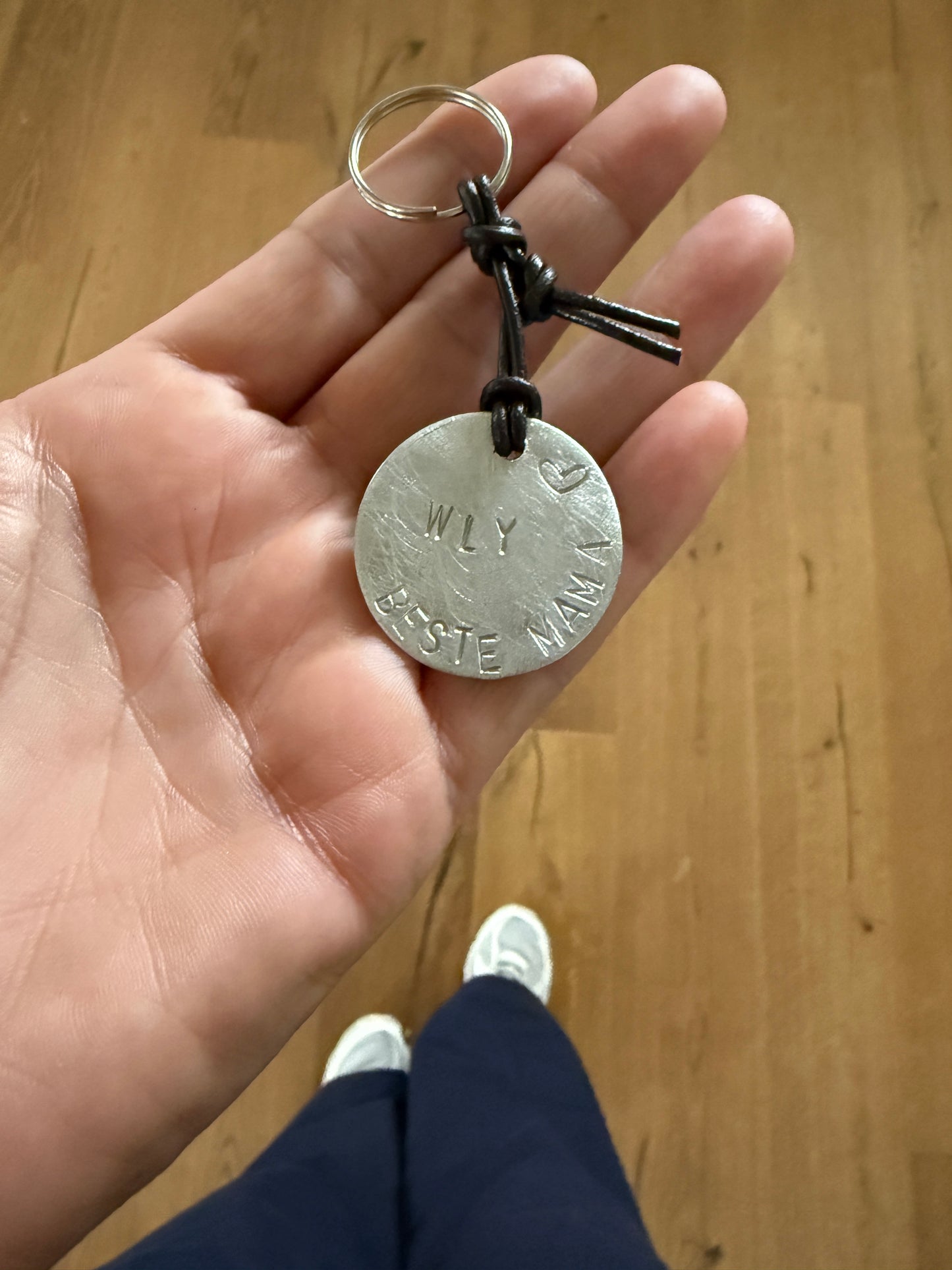 kOmMa5 Schlüsselanhänger „WLY BESTE MAMA“